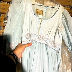 1970s Gunn Saxx dress kept in a non smokers closet